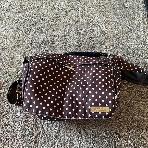 Jujube Diaper Bag - Picture 1 of 4